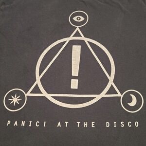 Panic! At The Disco T-Shirt Mens M Black Triangle Logo Band Tee Y2K Grunge
